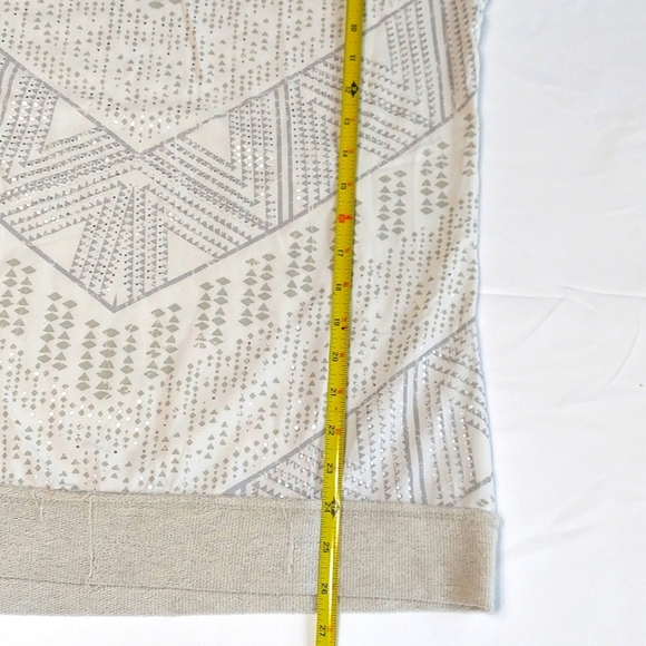 NWT Women's Jolt For Vanity Gray Aztec Patterned Sheer Knit Top - Picture 12 of 12